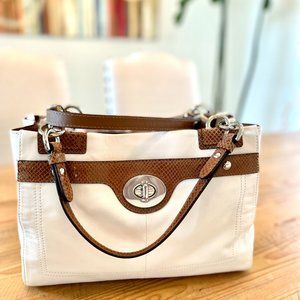 Coach Leather Cream/Tan Vintage Handbag